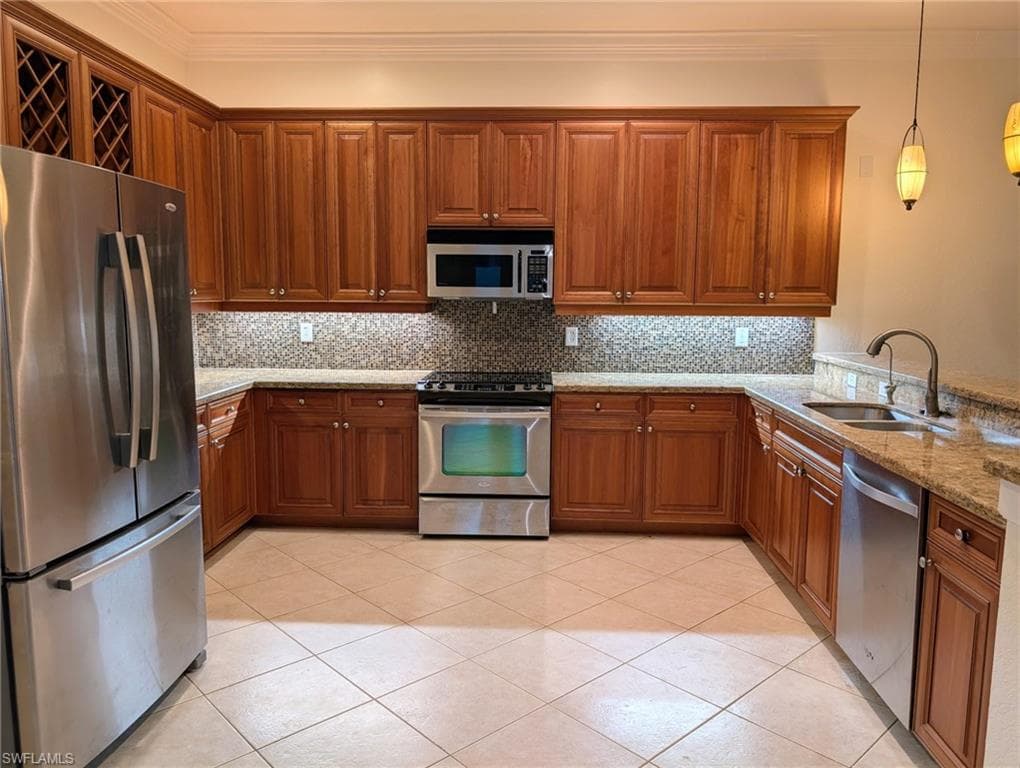 8917 Greenwich Hills WAY, FORT MYERS FL 33908-5