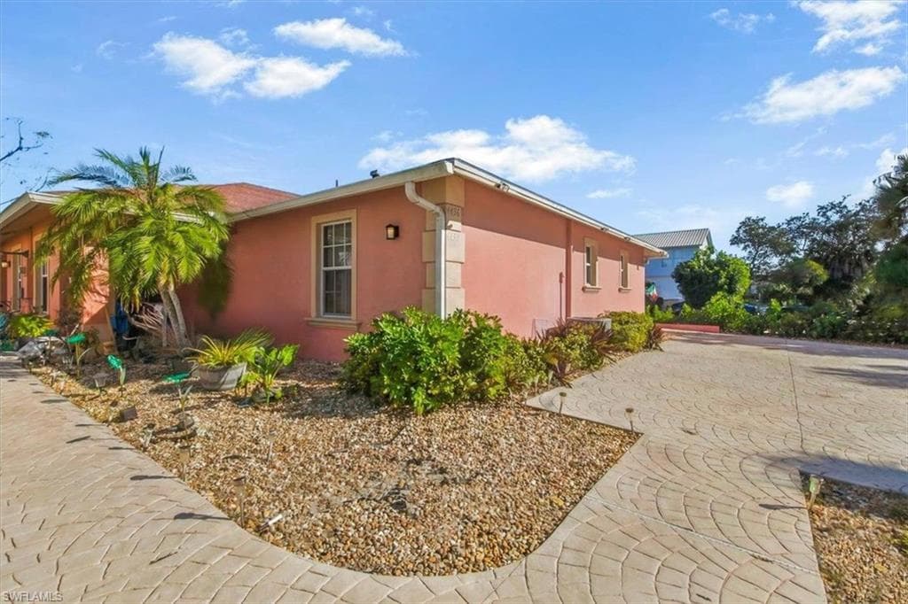 4438 Pine Lake RD, BONITA SPRINGS FL 34134-24