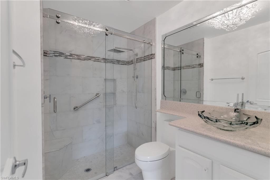 8382 Charter Club CIR # 4, FORT MYERS FL 33919-15