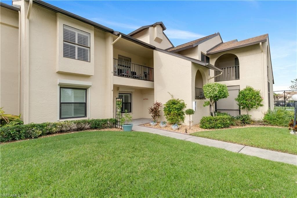 8382 Charter Club CIR # 4, FORT MYERS FL 33919-33