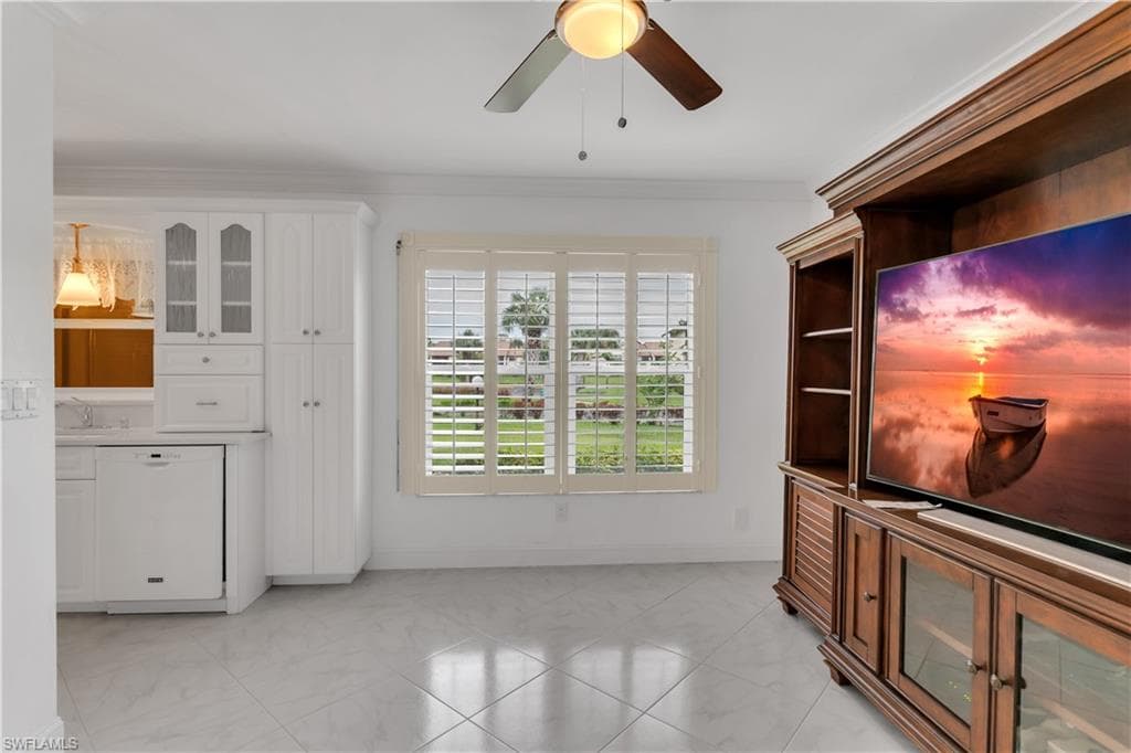 8382 Charter Club CIR # 4, FORT MYERS FL 33919-24