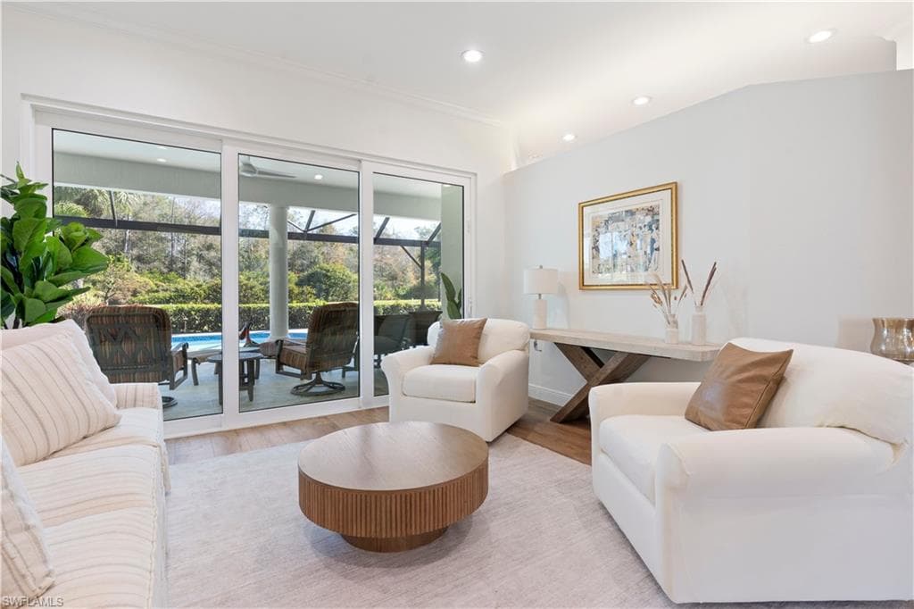 7834 Naples Heritage DR, NAPLES FL 34112-1