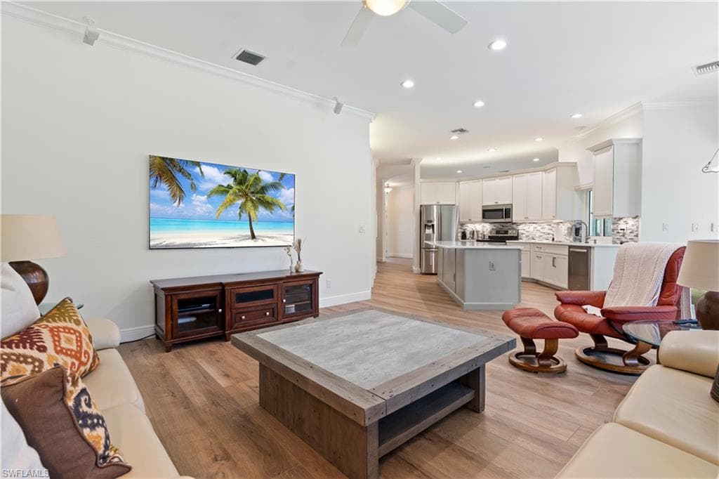 7834 Naples Heritage DR, NAPLES FL 34112-10