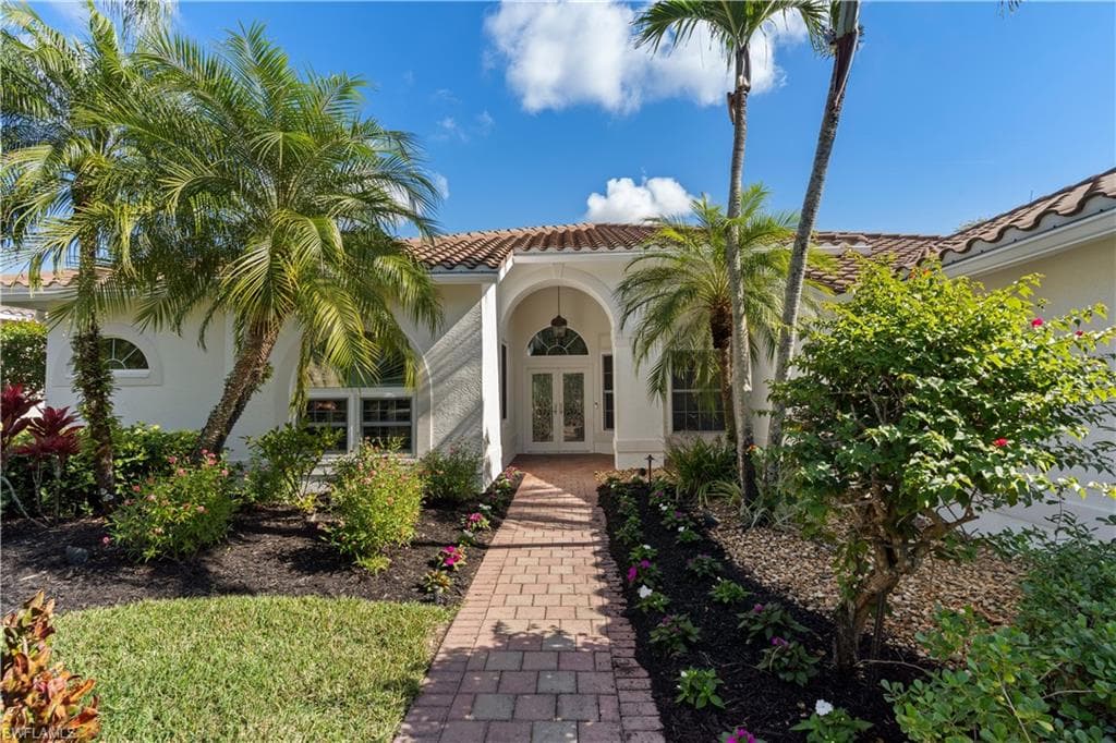 7834 Naples Heritage DR, NAPLES FL 34112-28