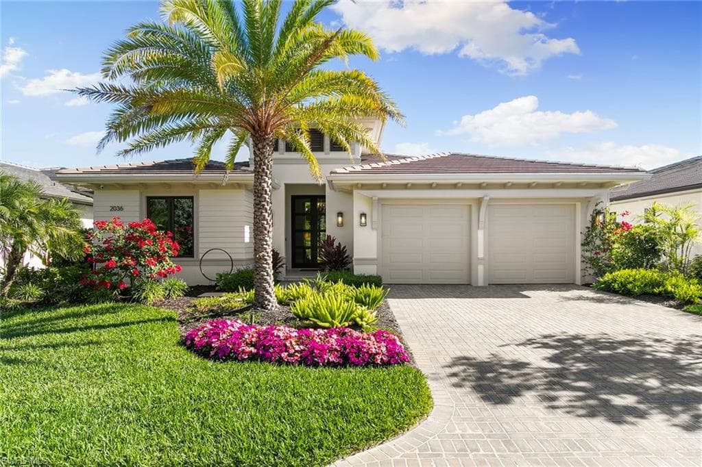 2036 Cambridge Park DR, NAPLES FL 34109-2