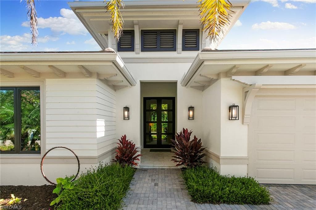 2036 Cambridge Park DR, NAPLES FL 34109-4