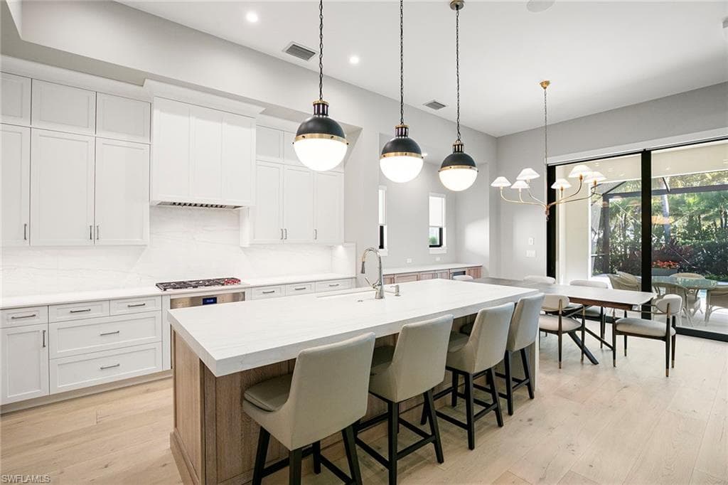 2036 Cambridge Park DR, NAPLES FL 34109-13