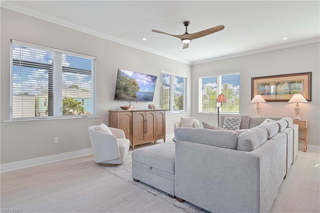 27570 Tarpon WAY, BONITA SPRINGS FL 34134-21