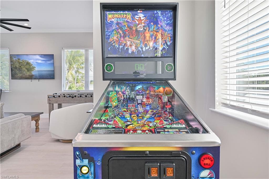 27570 Tarpon WAY, BONITA SPRINGS FL 34134-44