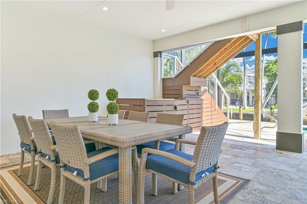 27570 Tarpon WAY, BONITA SPRINGS FL 34134-17