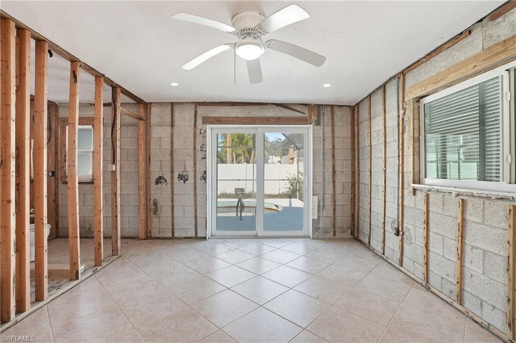 193 Hibiscus DR, FORT MYERS BEACH FL 33931-15