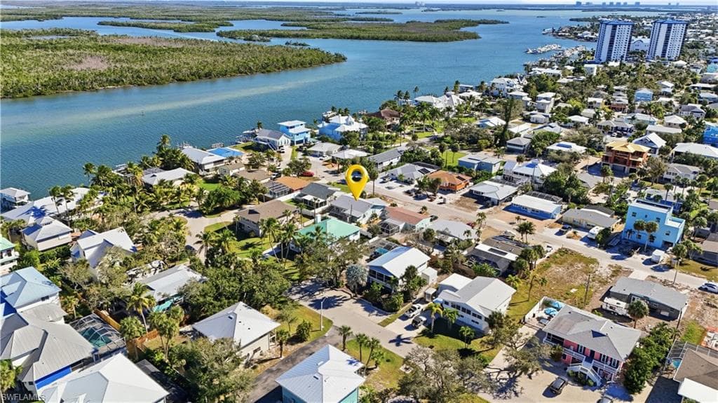 193 Hibiscus DR, FORT MYERS BEACH FL 33931-9