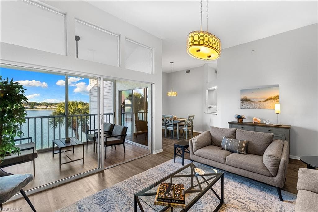 2651 Citrus Lake DR # D302, NAPLES FL 34109-6