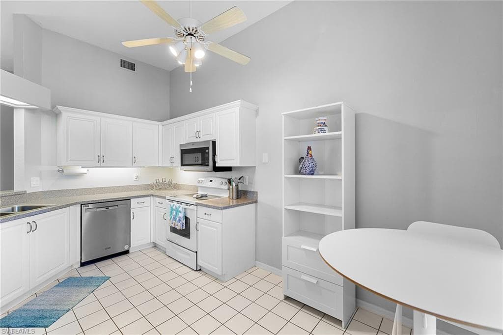 2651 Citrus Lake DR # D302, NAPLES FL 34109-14