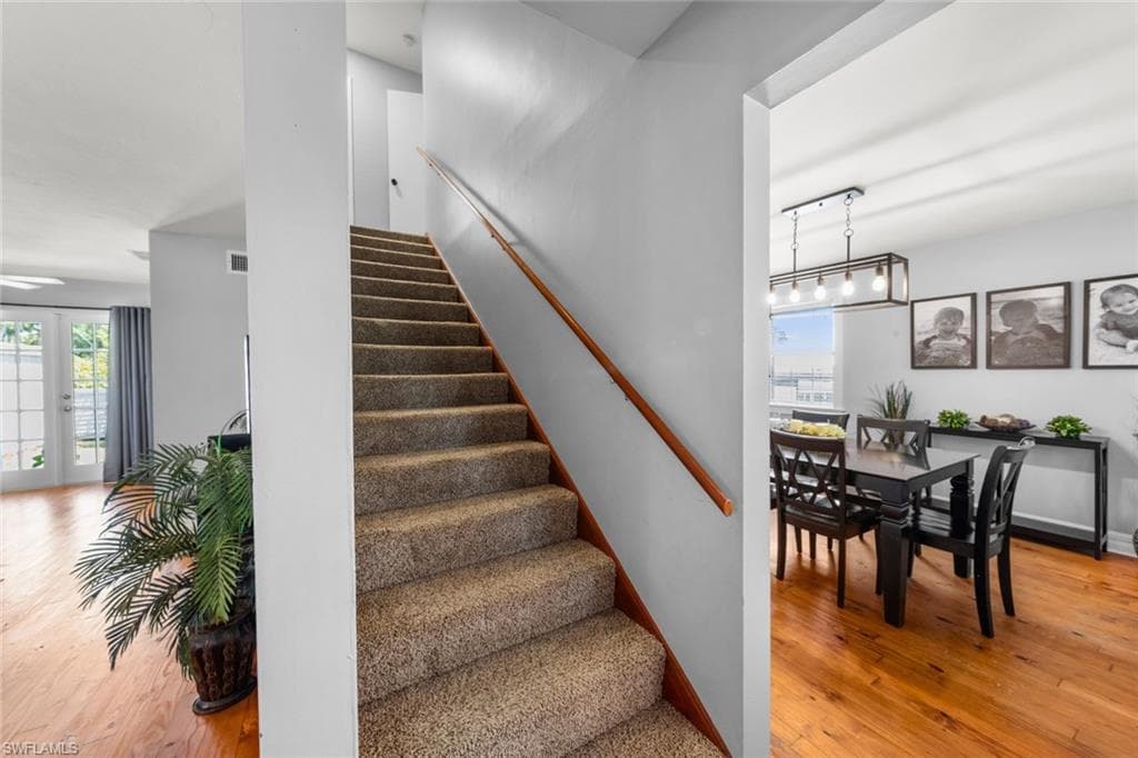 2040 Clarke AVE, FORT MYERS FL 33905-1