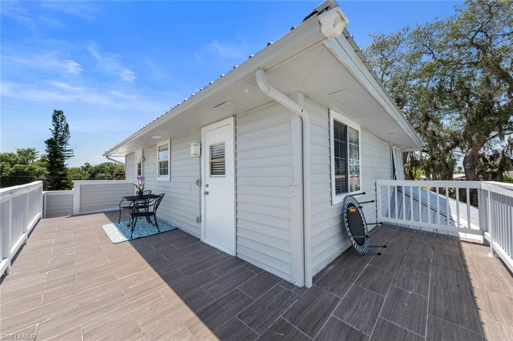 2040 Clarke AVE, FORT MYERS FL 33905-39