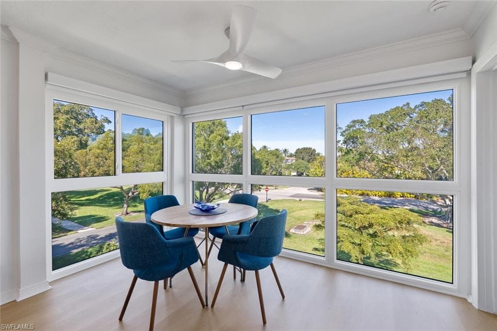 606 Broad AVE S # J606, NAPLES FL 34102-4