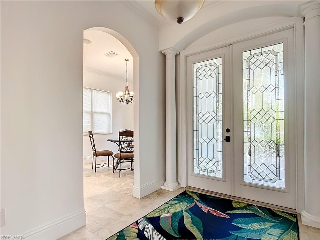 2840 Coco Lakes DR, NAPLES FL 34105-5