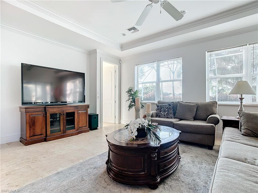 2840 Coco Lakes DR, NAPLES FL 34105-27