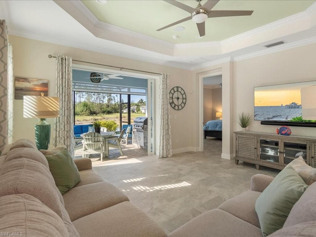 2227 Marquesa CIR, NAPLES FL 34112-4