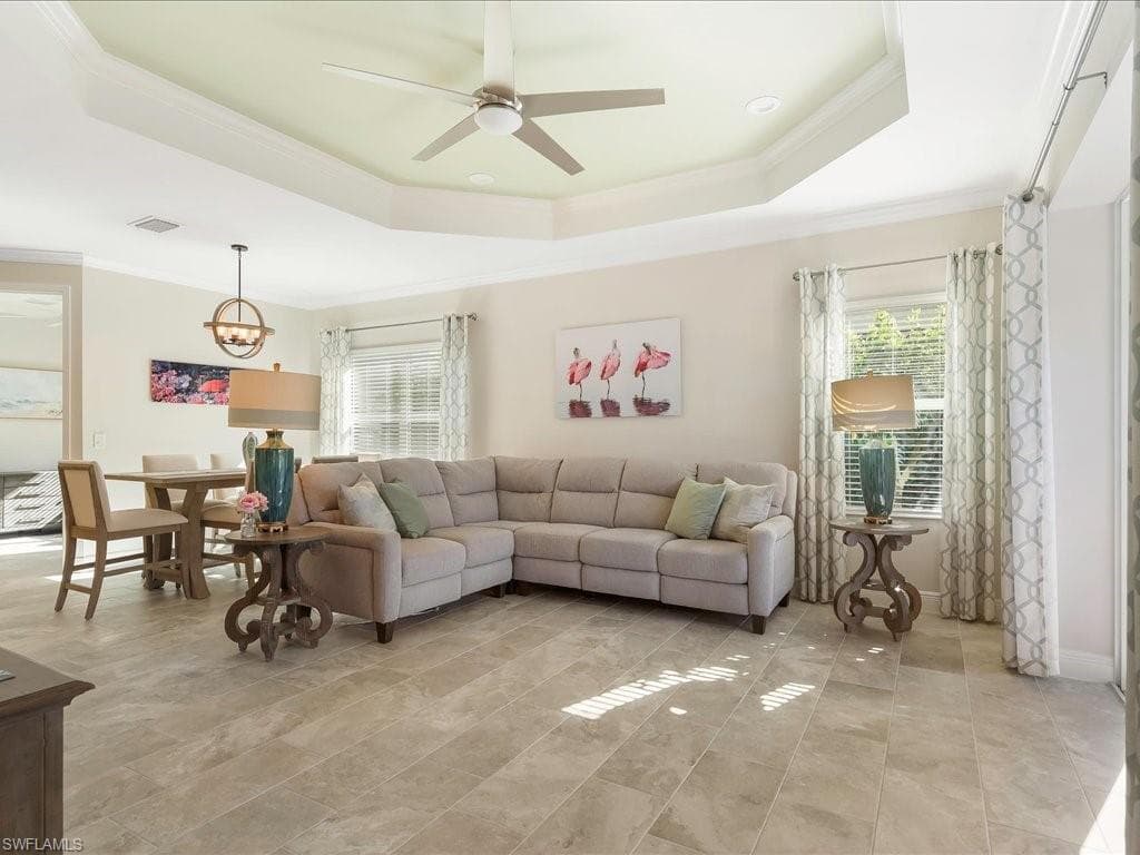 2227 Marquesa CIR, NAPLES FL 34112-3