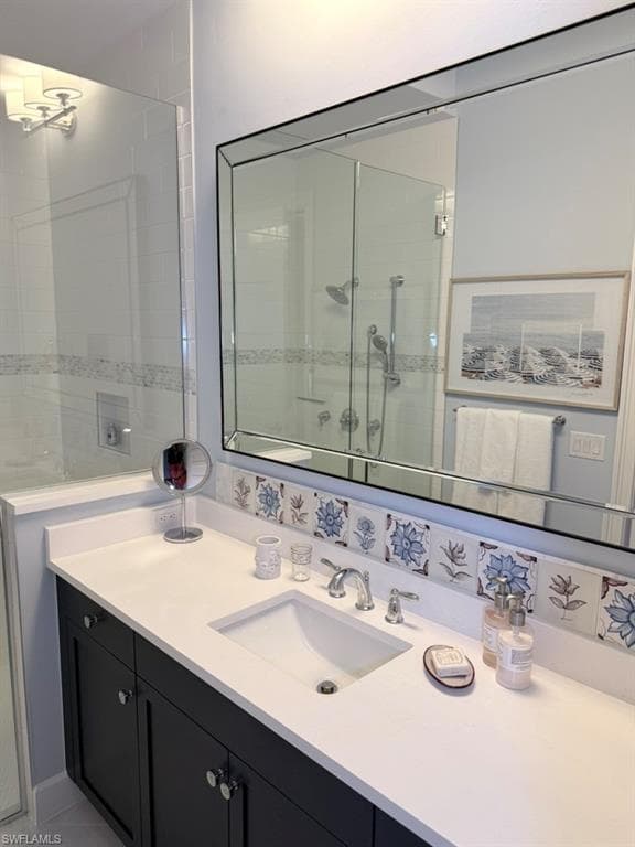 8963 Gustavia CT, NAPLES FL 34112-18