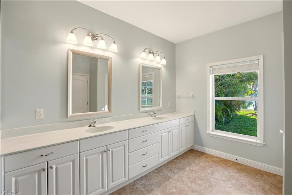 15650 Caloosa Creek CIR, FORT MYERS FL 33908-16