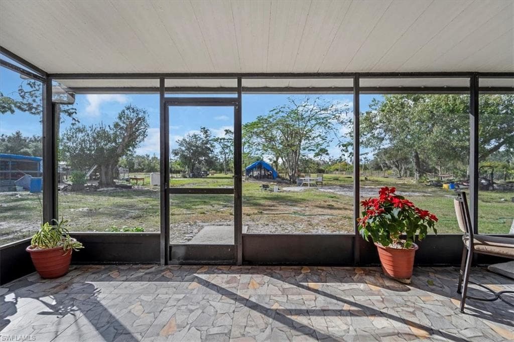 2099 Summerall RD, LABELLE FL 33935-16