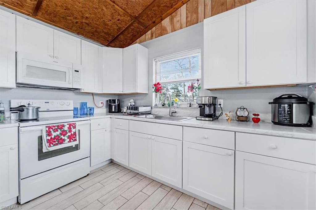 2099 Summerall RD, LABELLE FL 33935-25