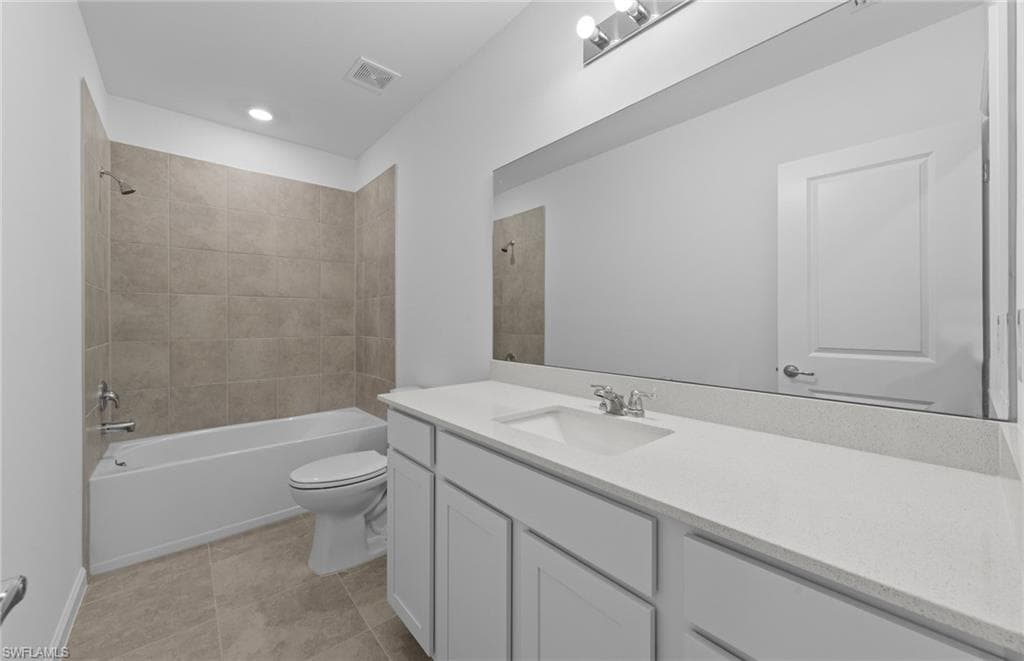 1587 Lake Jessup CIR, CAPE CORAL FL 33909-2