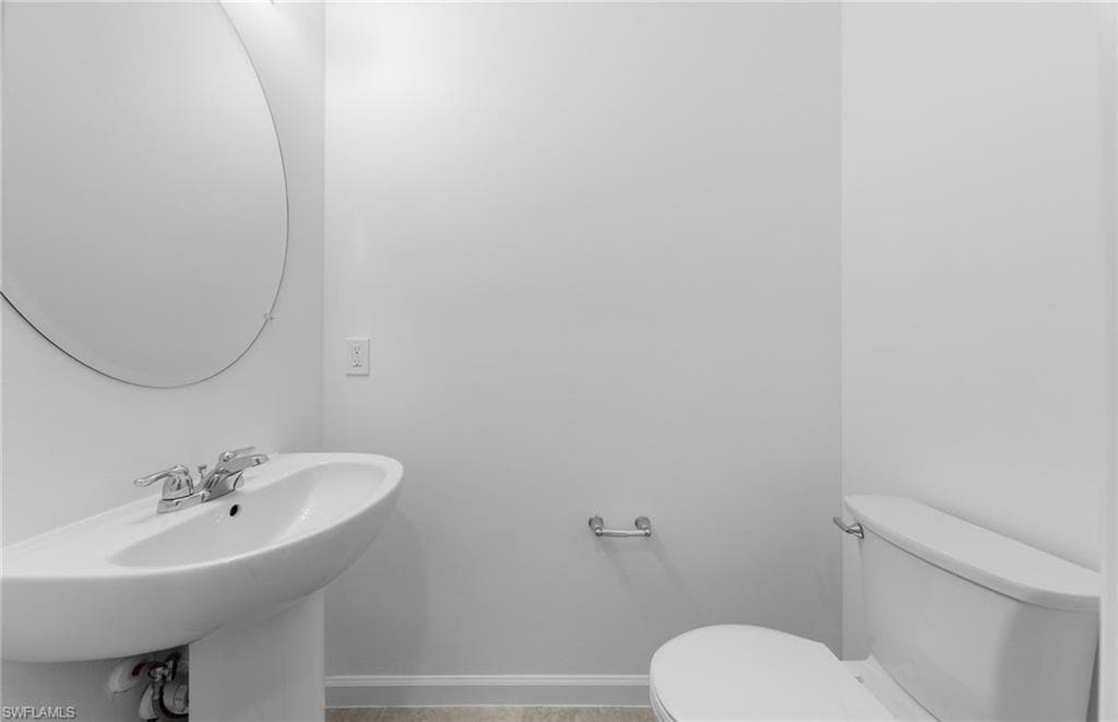 1587 Lake Jessup CIR, CAPE CORAL FL 33909-13