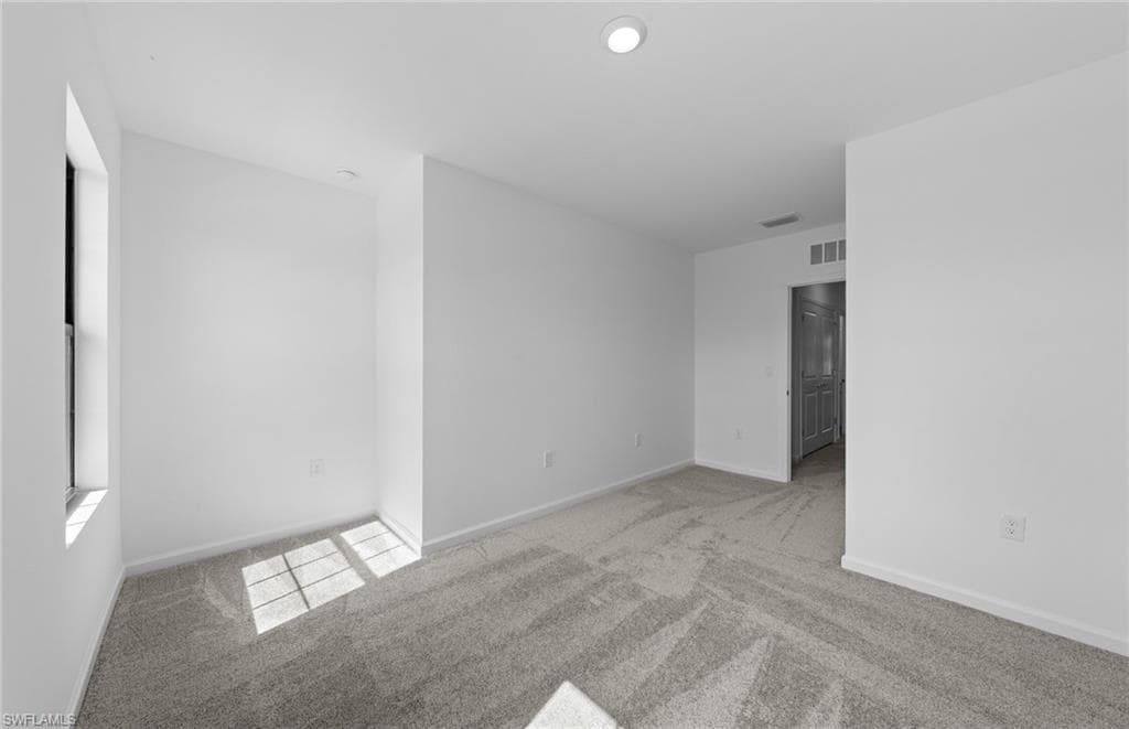 1587 Lake Jessup CIR, CAPE CORAL FL 33909-3