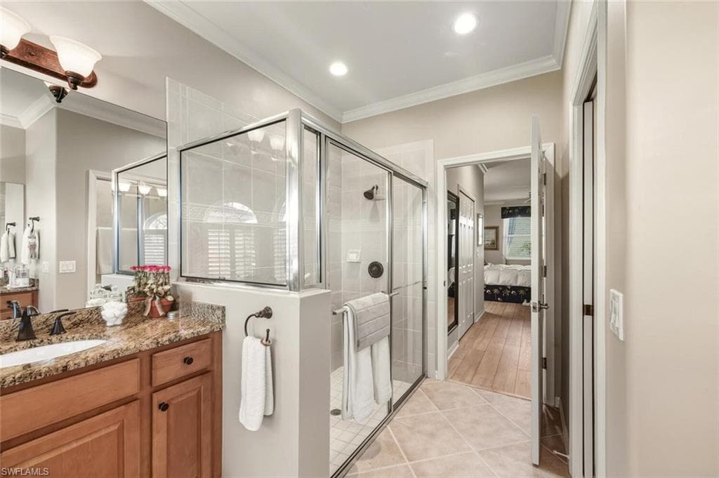 3657 Recreation LN, NAPLES FL 34116-16