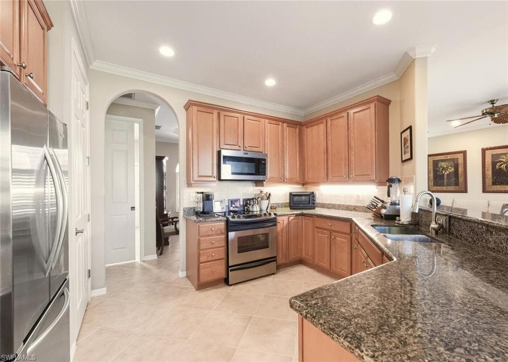 3657 Recreation LN, NAPLES FL 34116-9