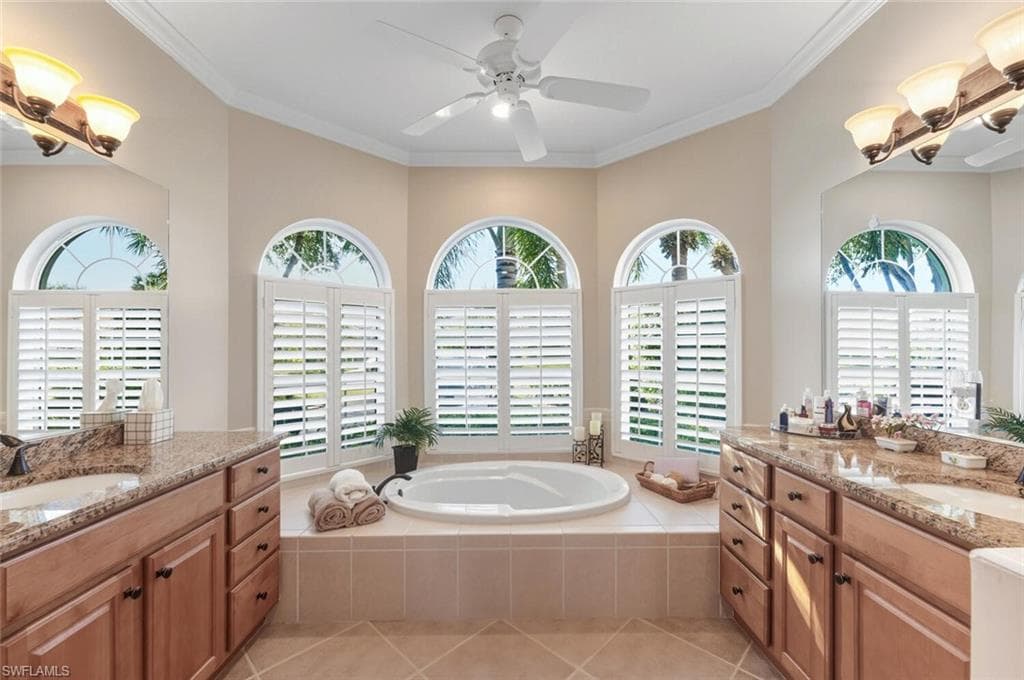 3657 Recreation LN, NAPLES FL 34116-17