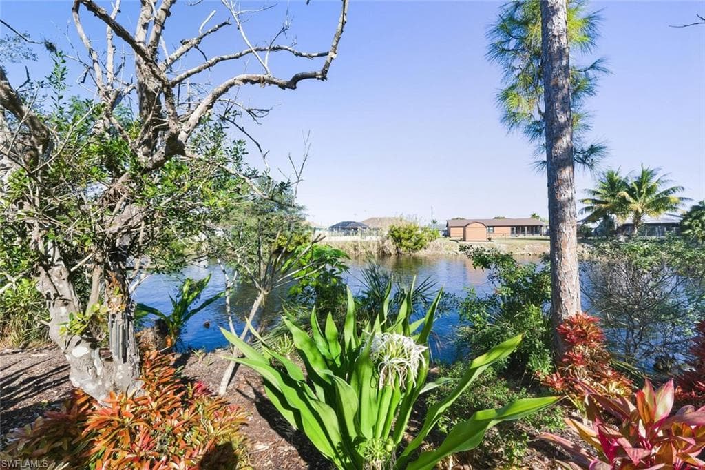 3657 Recreation LN, NAPLES FL 34116-28