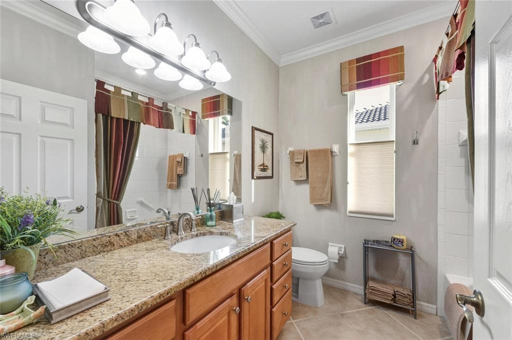 3657 Recreation LN, NAPLES FL 34116-20