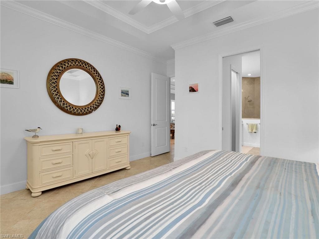 9483 Isla Bella CIR, BONITA SPRINGS FL 34135-17