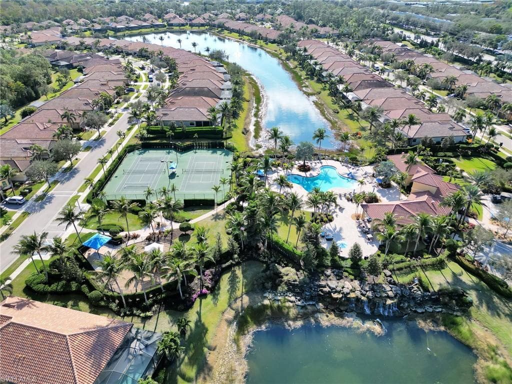 9483 Isla Bella CIR, BONITA SPRINGS FL 34135-47