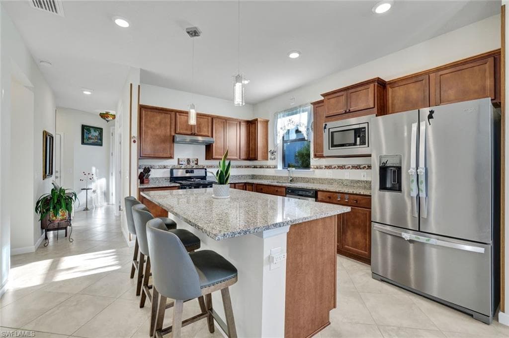 2171 YELLOWFIN CIR, NAPLES FL 34114-5