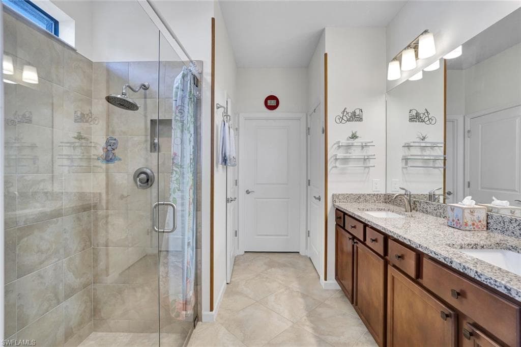 2171 YELLOWFIN CIR, NAPLES FL 34114-15