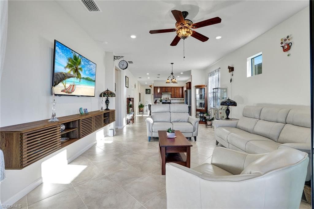 2171 YELLOWFIN CIR, NAPLES FL 34114-11