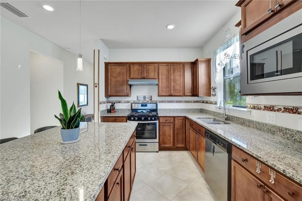 2171 YELLOWFIN CIR, NAPLES FL 34114-6