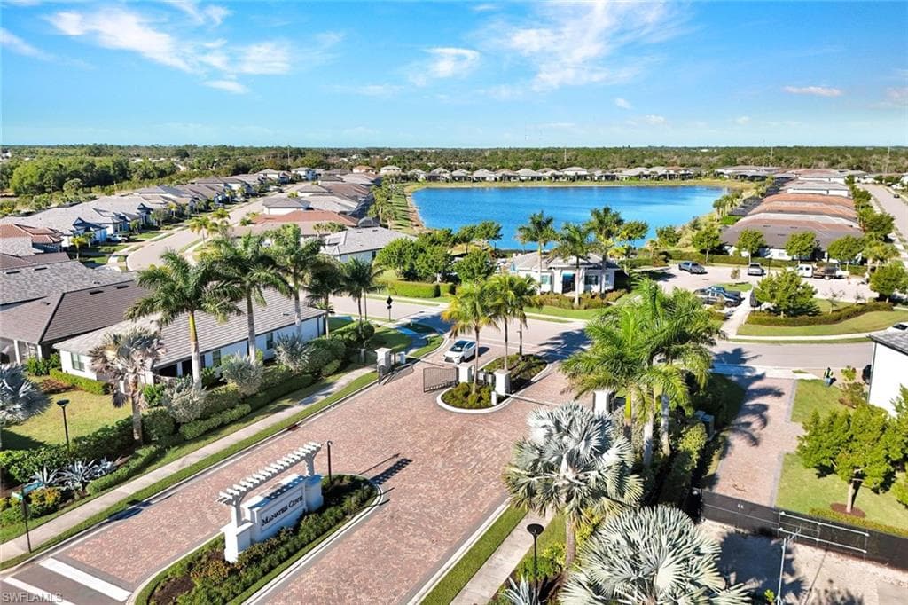 2171 YELLOWFIN CIR, NAPLES FL 34114-35