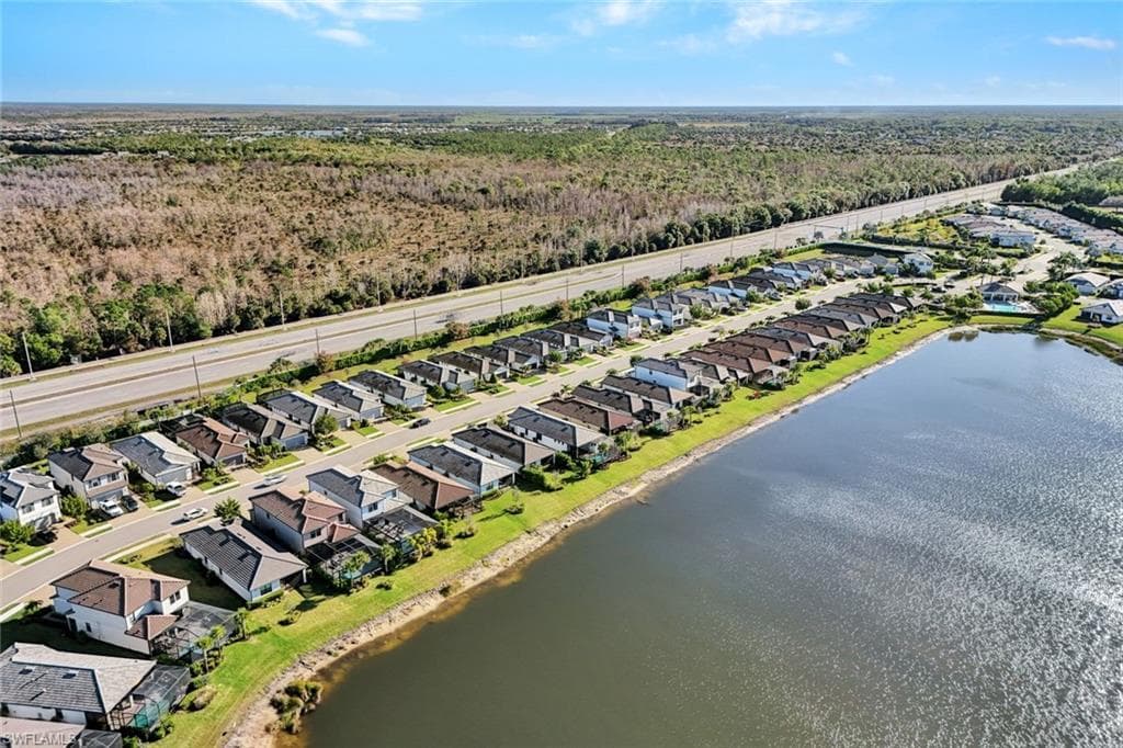 2171 YELLOWFIN CIR, NAPLES FL 34114-39