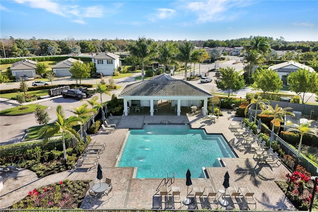 2171 YELLOWFIN CIR, NAPLES FL 34114-28