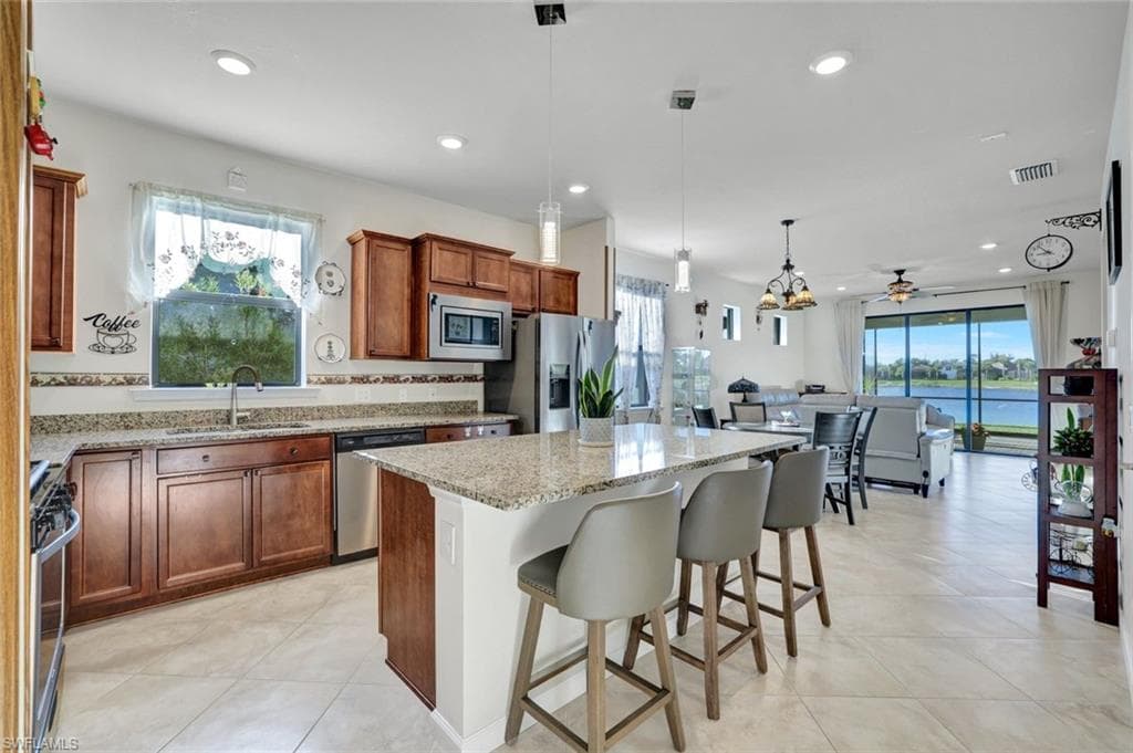 2171 YELLOWFIN CIR, NAPLES FL 34114-7