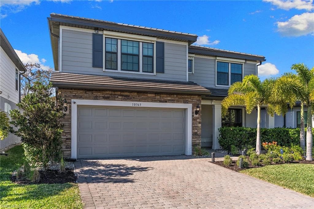 10363 Ventana LN, NAPLES FL 34120-2