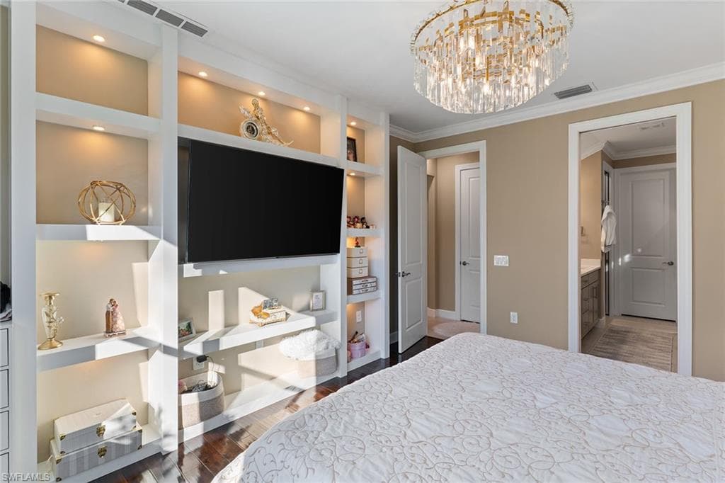 10363 Ventana LN, NAPLES FL 34120-23