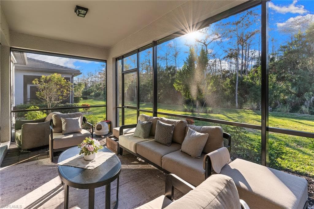 10363 Ventana LN, NAPLES FL 34120-37